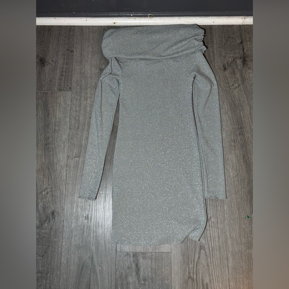 NEW ZARA STRAPLESS METALLIC OFF THE SHOULDERS THREAD DRESS size S - Picture 4 of 6